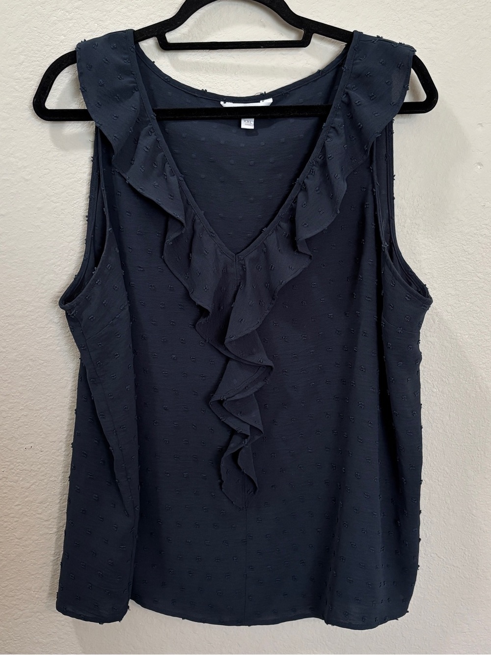 LC Lauren Conrad Navy Ruffle Front Textured Dot Sleeveless Blouse Size XXL